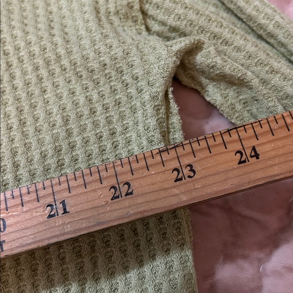 Free People  pear green thermal oversized tunic small new with tags - Picture 6 of 10